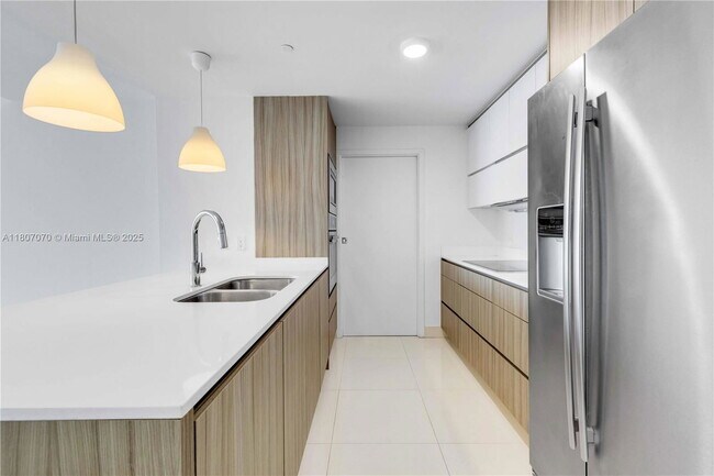 Photo - 600 NE 27th St Unit 3102