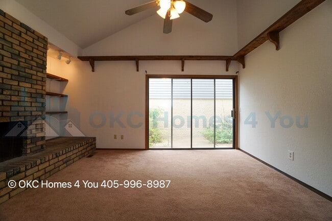 5915 Fox Run Way