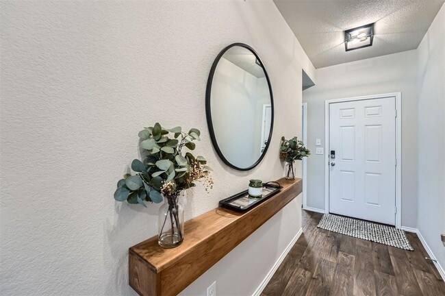 Photo - 6404 Diamondleaf Bend