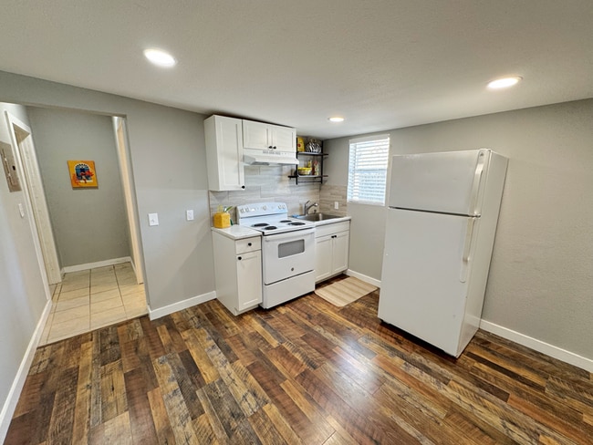 Photo - 739 E Highland Blvd