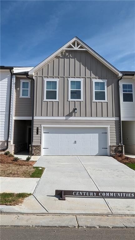 Building Photo - 840 Point Place Drive