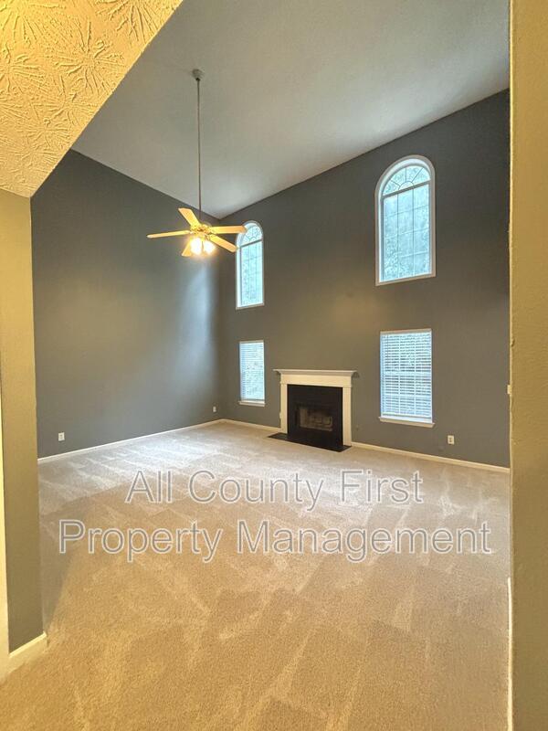 4504 Carriage Park Dr