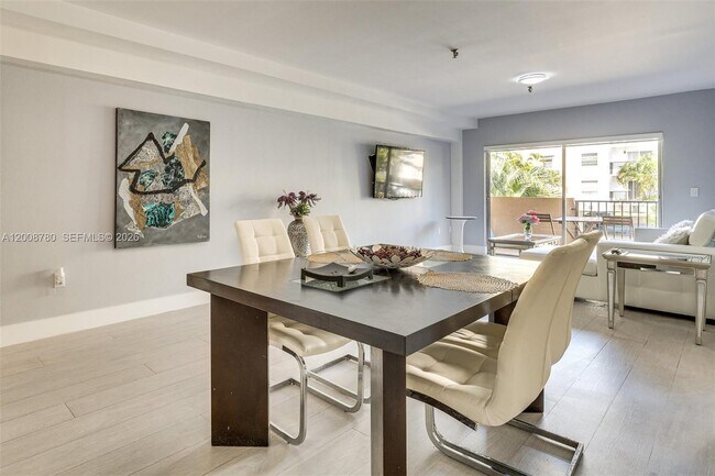 Photo - 250 181 Dr Unit 102