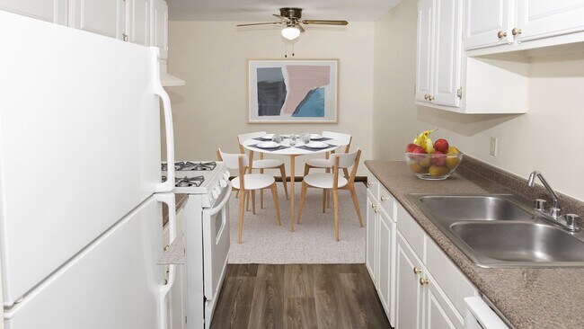 Photo - River Pointe