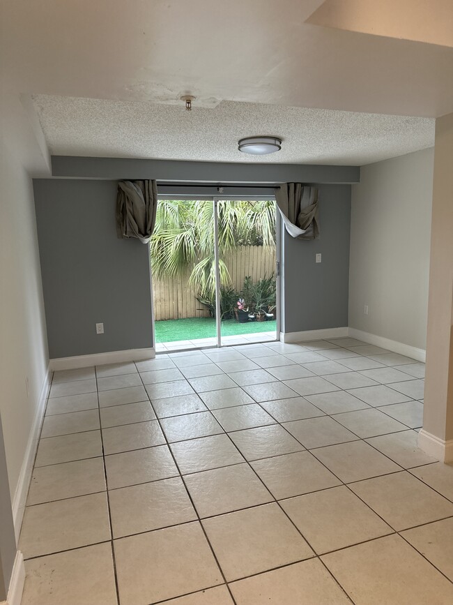 Photo - 2145 NW 19th Ter Unit 102