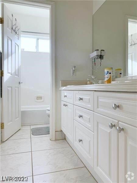 Building Photo - 3875 Cape Royal St Rental
