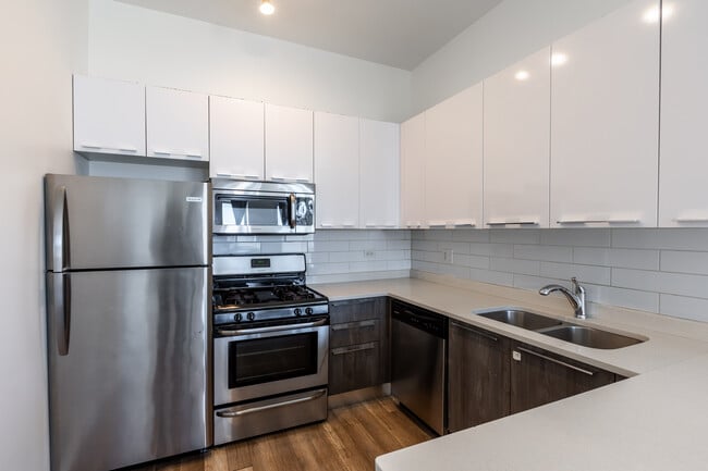 Photo - 2700 W North Ave Unit 204