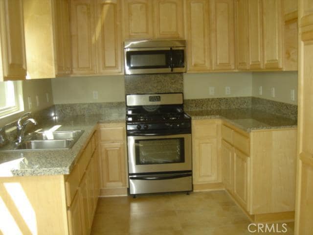 Photo - 1129 N Briarwood St