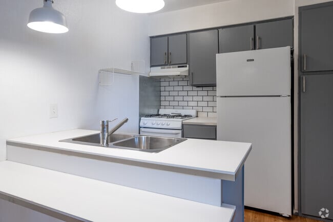 Studio - 400SF - Allandale Commons