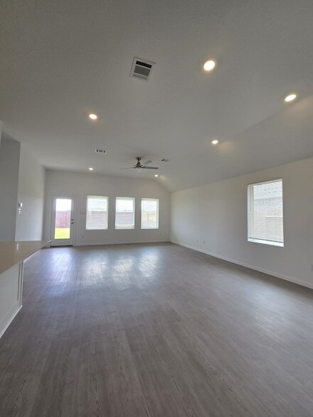 Photo - 3008 Pintail Green Dr