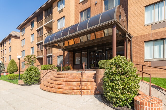 Photo - Chestnut Hill at Essex Park