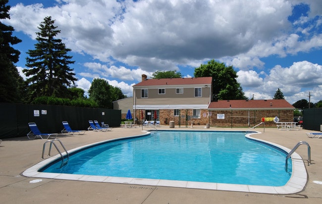 Photo - Fountain Park North - Southgate, MI
