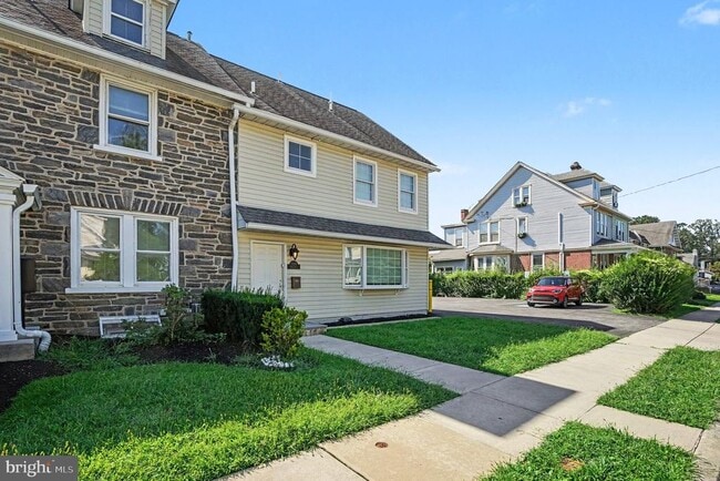 812 Darby Rd