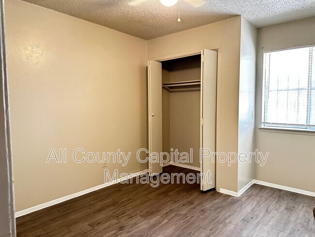 Photo - 1102 Hickory Grove Dr Unit 1102