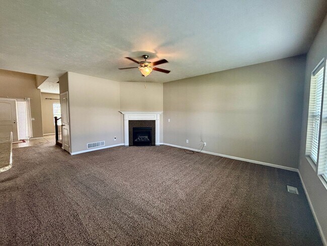 Photo - 2625 N 169th St