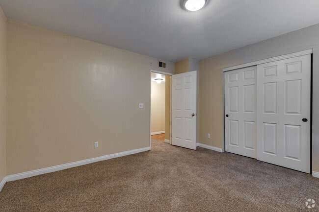 1HAB, 1BA - 672 ft² - Dolce by the Lakes