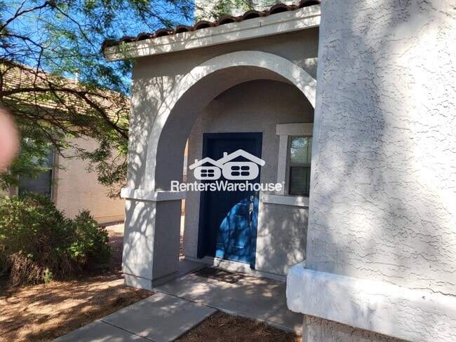 Building Photo - 2657 S Southwind Dr Rental