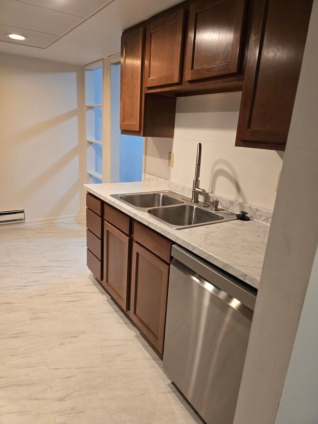 Photo - 1212 W Water St Unit 208