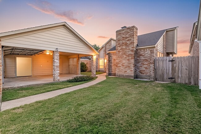 Photo - 12805 Westpark Dr