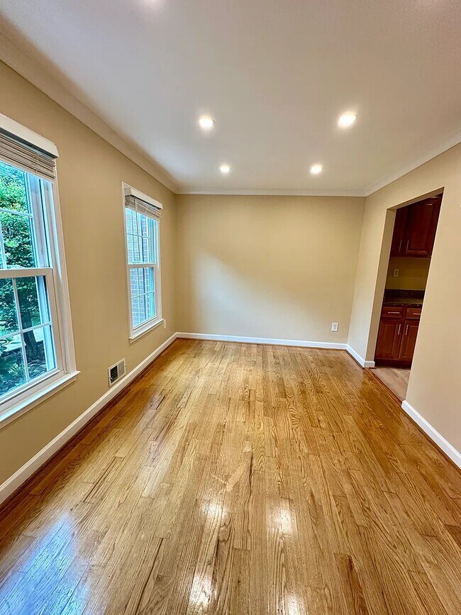 Photo - 2453 Alsop Ct