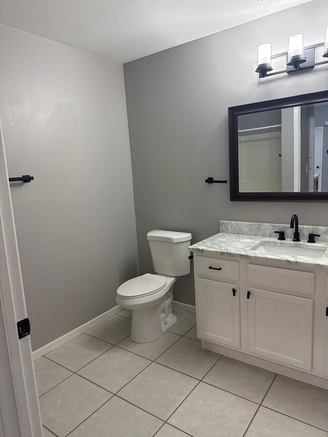 Photo - 1051 Minns Dr Unit 1051-2