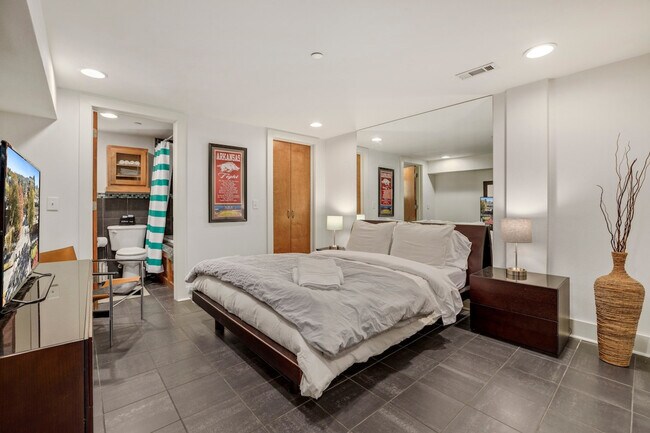 Photo - 329 N West Ave Unidad ID1221798P