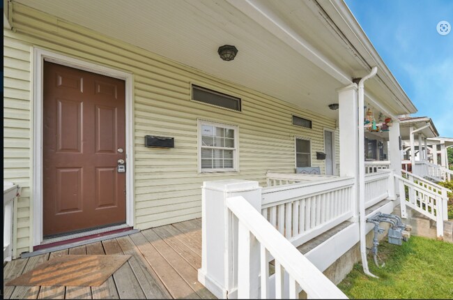 Photo - 513 Hanford St Unidad 515