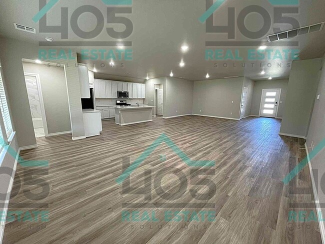 7500 NW 149th St