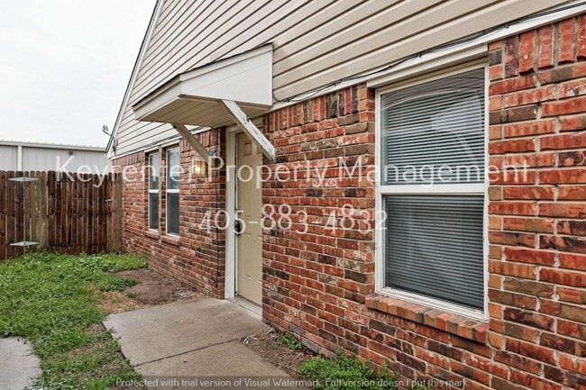 Photo - Cute 3BD/2BTH Duplex in Central East Norman!