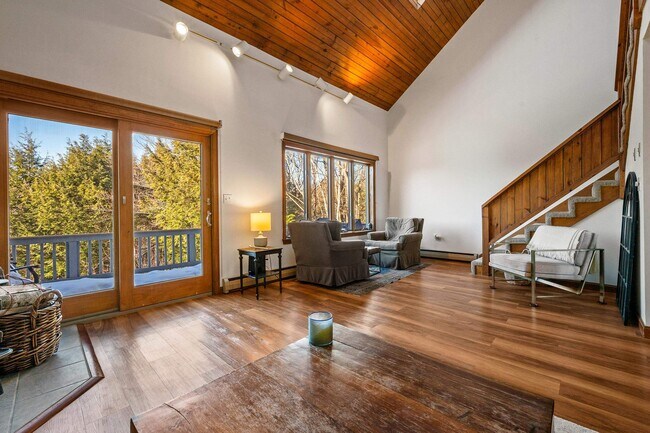 Photo - 1 Eagle Ridge Rd Unit 1A