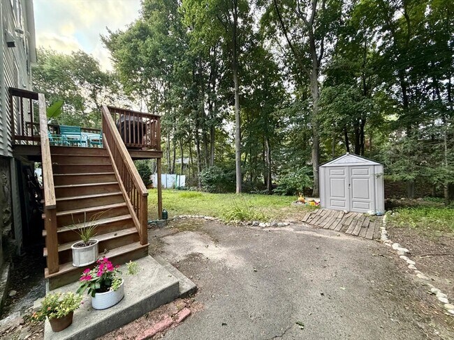 243 Walnut St