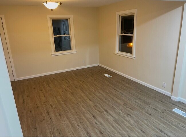 Photo - 82 Higbie Dr