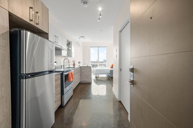 Building Photo - 1421 Av. Argyle