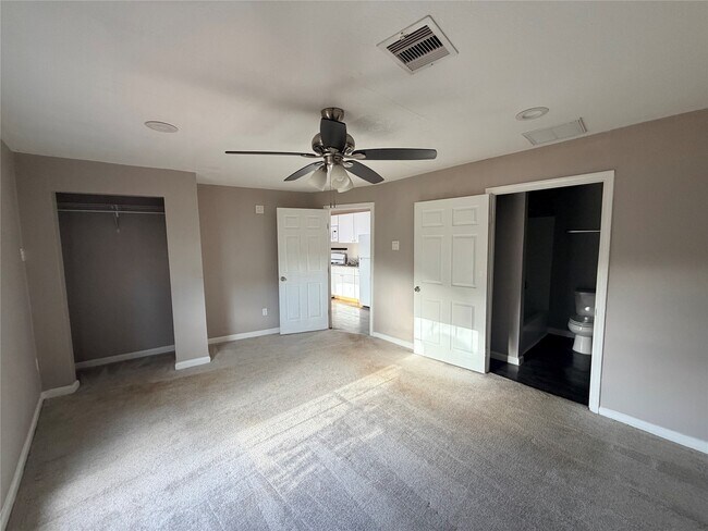 Building Photo - 13217 Player St Unit B