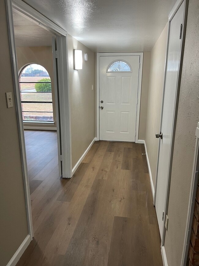 Photo - 6500 Kiowa Ct