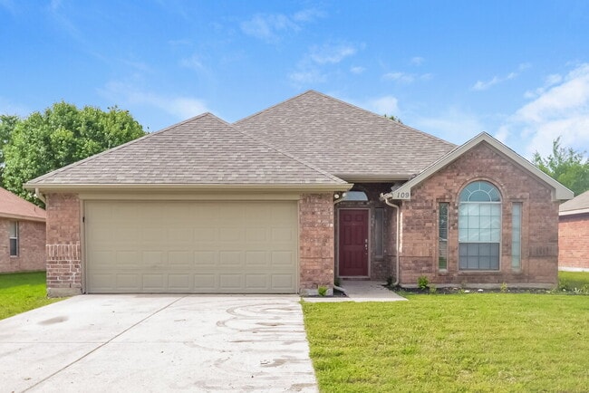 Building Photo - 109 Magnolia St