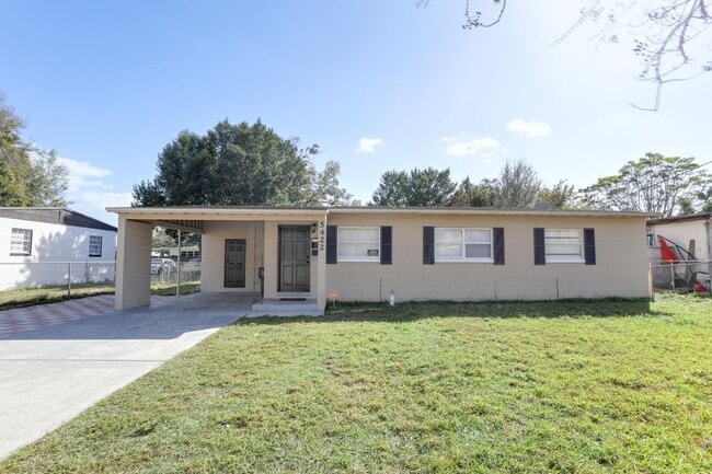 Building Photo - 5422 Lake Underhill Rd