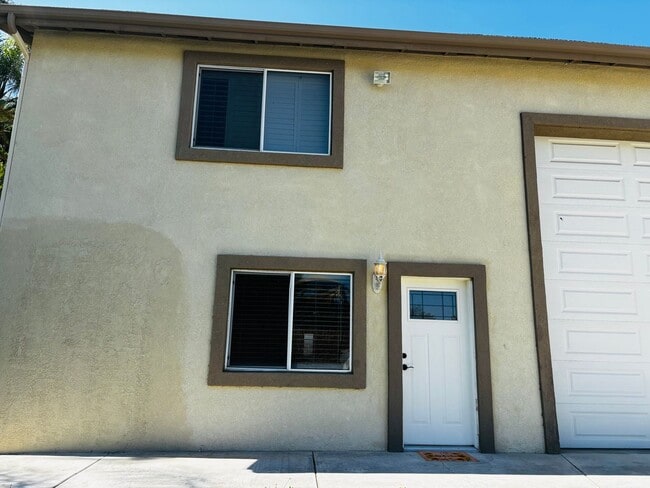 16875 Orangecrest Ct