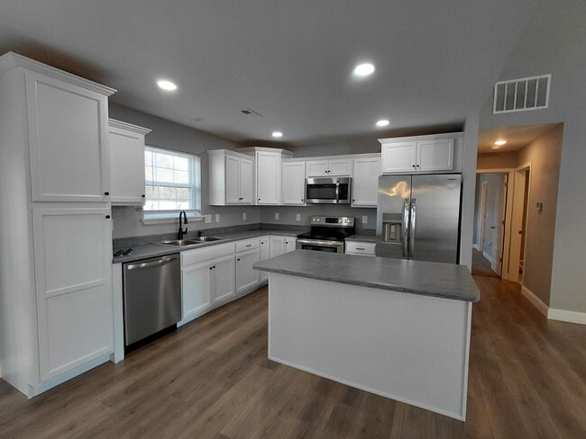 Photo - Beautiful home close to post