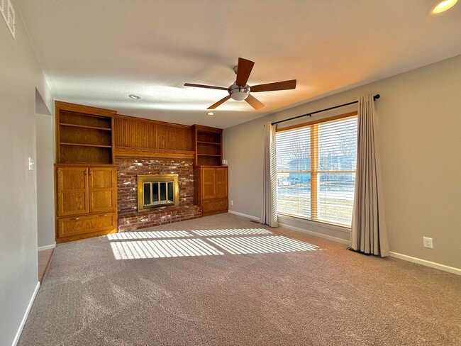 Photo - Update 3 bedroom, 2.5 bath in Washburn Rur...