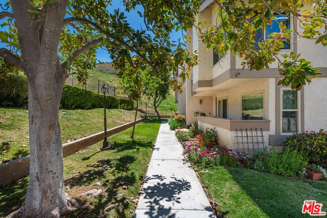 Photo - 26014 Alizia Canyon Dr