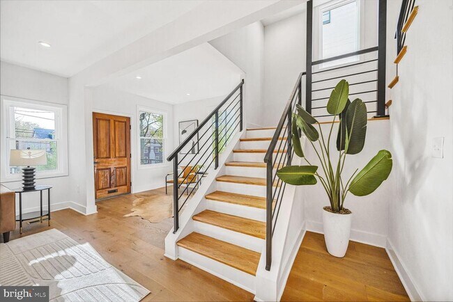 Photo - 5310 14th St NW