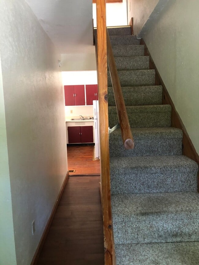 Photo - 0204-206 E 16th Street Unidad 204 E 16th Street