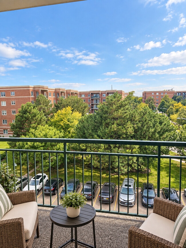 Photo - 6401 W Berteau Ave