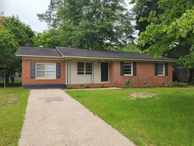 Photo - 411 Vintage Rd