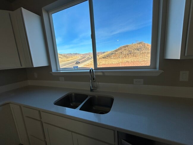 Photo - 2790 Soleil Hts