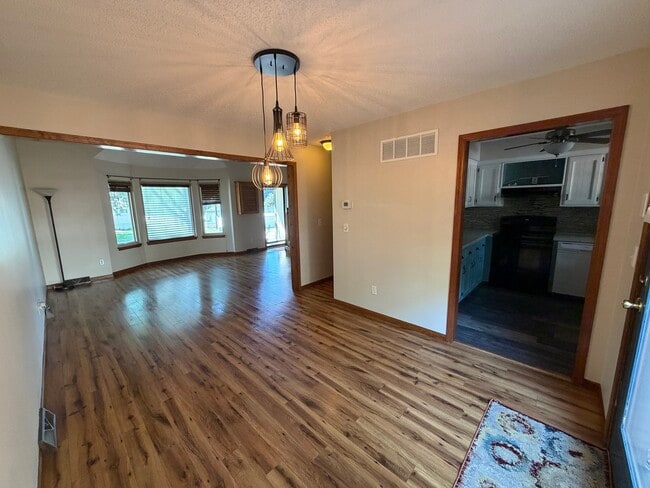 111 SW Donovan Rd