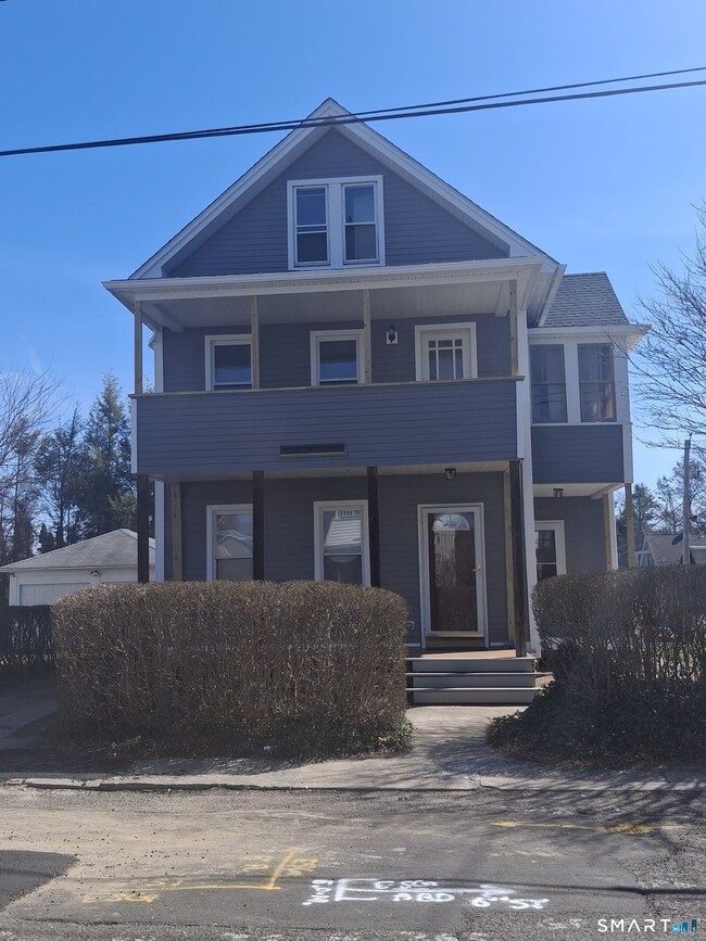 Building Photo - 34 York St Unit 2