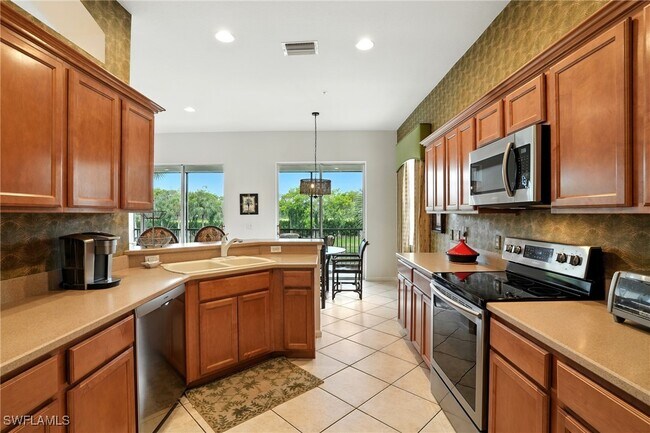 Photo - 10080 Valiant Ct Unidad 202