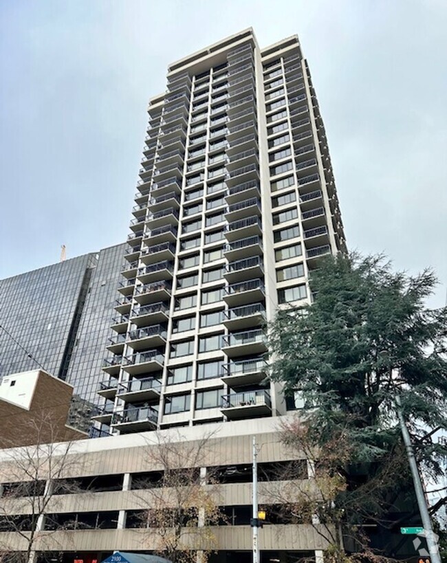 Building Photo - Spacious Remodeled 2 Bedroom Belltown Apar... Rental